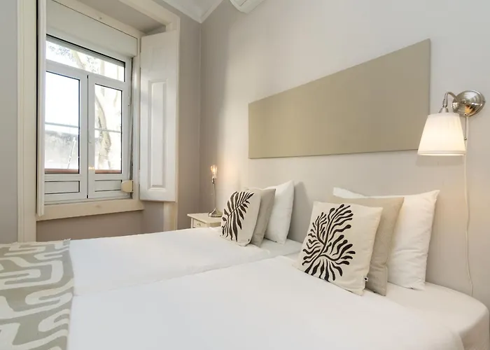 Monicas Apartment *