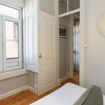 Monicas Лиссабон